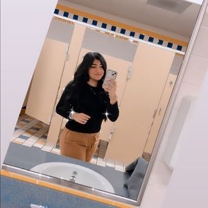 Meet your Posher, Celeste